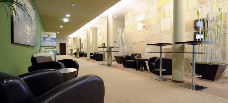 Foto 2 von St. Martins Therme & Lodge