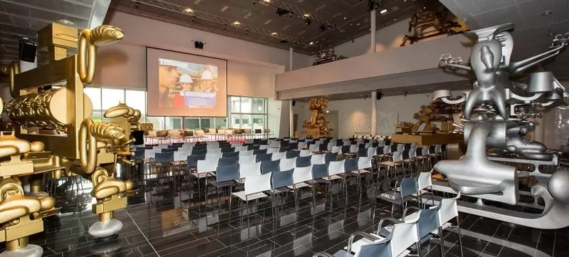 Foto 1 von Gironcoli Kristall - Kunst und Eventlocation im Strabag Haus