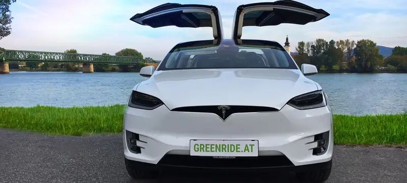 Foto 2 von Tesla Agentenjagd