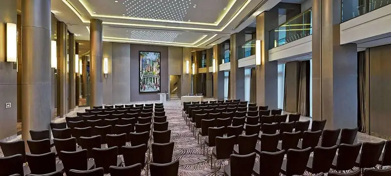 Foto 1 von Waldorf Astoria Berlin