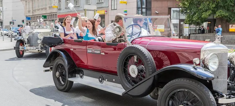 Foto 1 von Einzigartige Oldtimerausfahrten