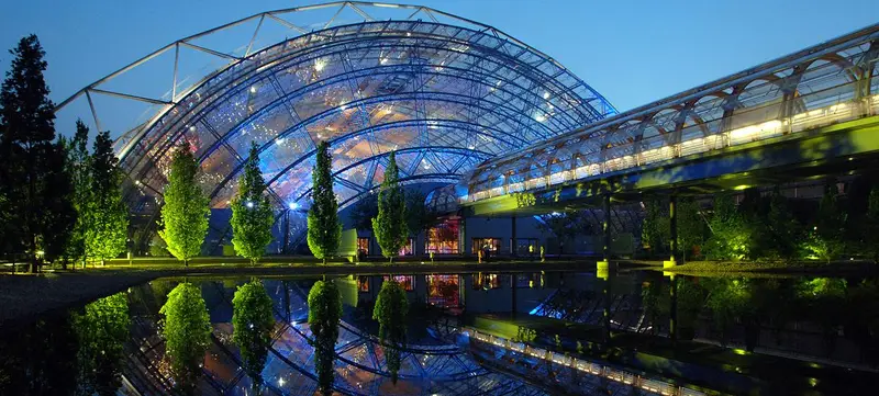 Foto 1 von Glashalle