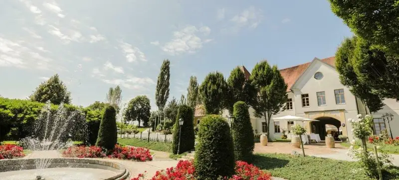 Foto 2 von Weinschloss Familie Thaller