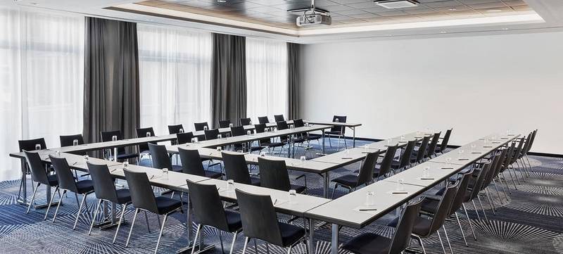 Foto 2 von Courtyard by Marriott Hamburg City
