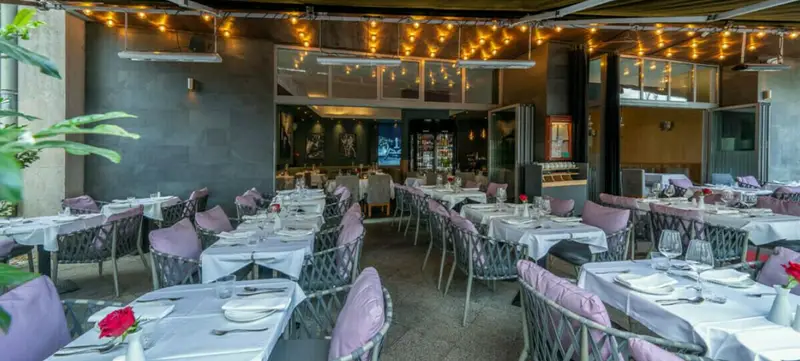 Foto 2 von Bellucci Restaurant