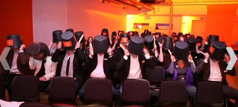 Foto 2 von Interaktives Teamevent - Eimer Workshop