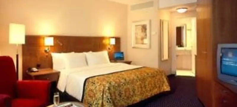 Foto 2 von Courtyard by Marriott Berlin City Center