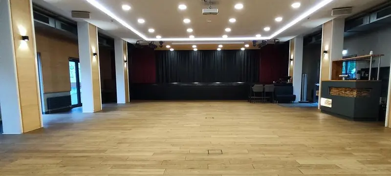Foto 2 von Ballsaal