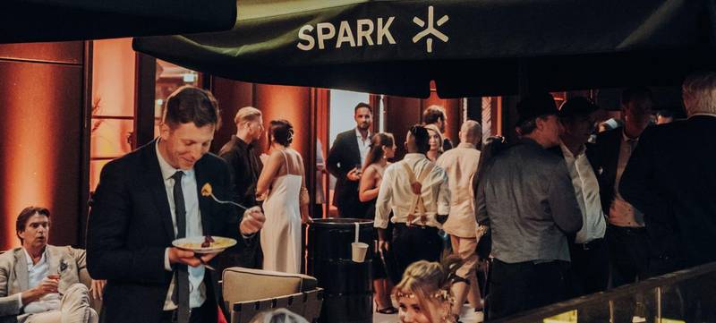 Foto 1 von Feiern Sie Weihnachten bei SPARK!