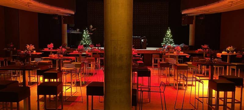 Foto 4 von Weihnachtsfeier im Mojo Club