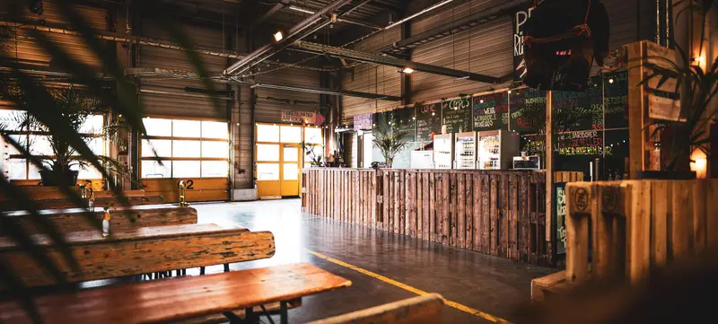Foto 3 von Urban Summer – 800m² Outdoor Oasis