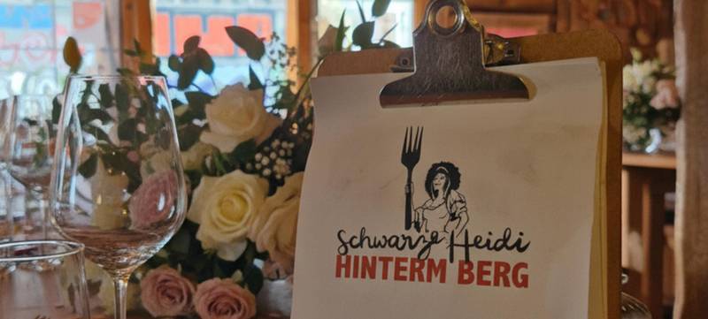 Foto 2 von Hochzeitsfeier in der Schwarzen Heidi Fonduehütte