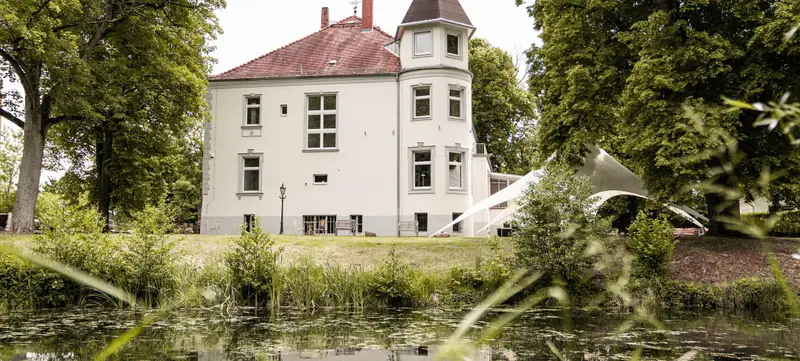 Foto von Sommer-Schloss-Hochzeit
