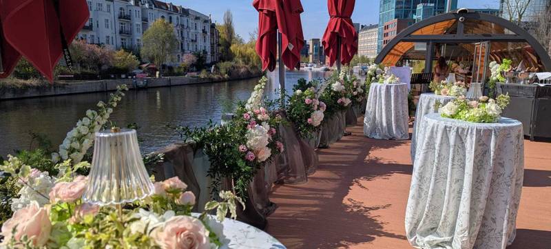 Foto 1 von Eure Traumhochzeit exklusiv auf der Spree – Heiraten auf dem PATIO