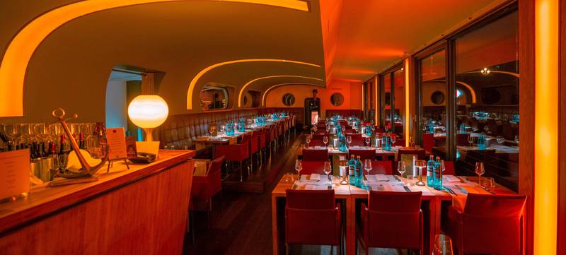 Foto 2 von Festlicher Lichterglanz auf der Spree: Ihre Weihnachtsfeier im Restaurantschiff