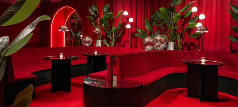 Foto 1 von The Lobby 6