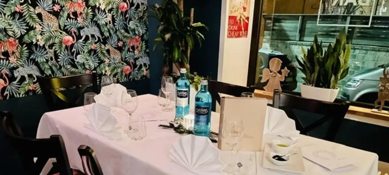 Foto 2 von Weihnachtsfeier in der BAR2 Mannheim