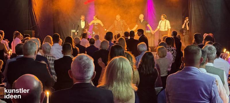 Foto 2 von Maßgeschneiderte Varietéshows für Firmenevents