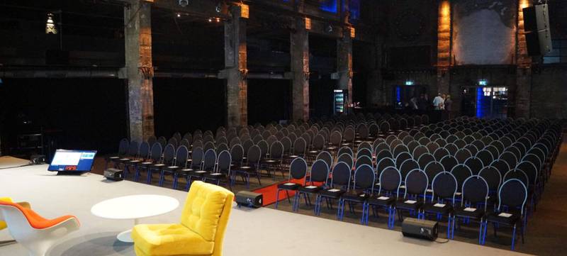 Foto 2 von DIE HALLE Tor 2