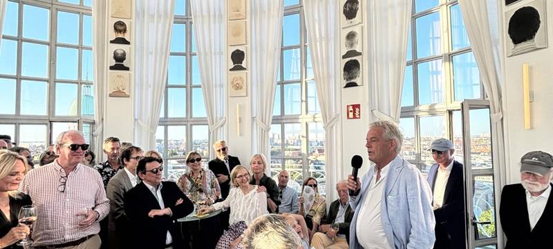 Foto 1 von Stehempfang in der Lounge im Frankfurter Turm